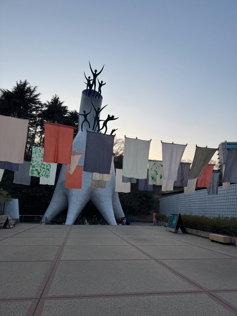 色を楽しむ草木染めアート